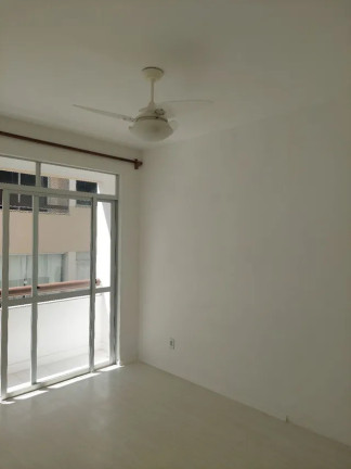 Imagem Flat com 2 Quartos à Venda, 44 m² em Itapuã - Salvador Imagem Flat com 2 Quartos à Venda, 44 m² em Itapuã - Salvador