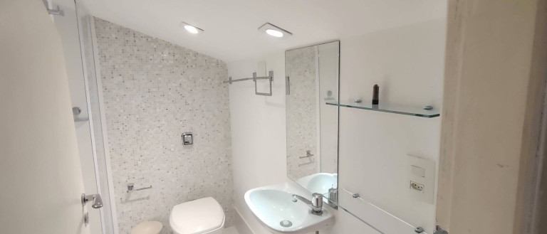 Imagem Sobrado com 7 Quartos à Venda, 400 m² em Enseada - Guarujá