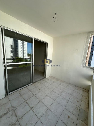 Imagem Apartamento com 3 Quartos à Venda, 110 m² em Casa Amarela - Recife