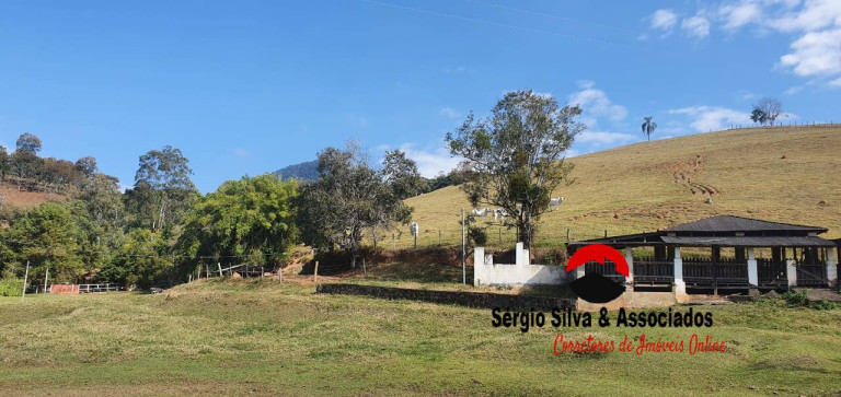 Imagem Chácara com 2 Quartos à Venda, 10 m² em Campos Do Jordão Imagem Chácara com 2 Quartos à Venda, 10 m² em Campos Do Jordão