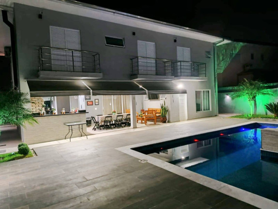 Imagem Casa com 3 Quartos à Venda, 354 m² em Pitas - Cotia
