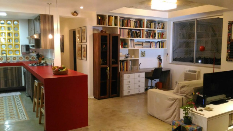 Imagem Imóvel com 2 Quartos à Venda, 92 m² em São Domingos - Niterói Imagem Imóvel com 2 Quartos à Venda, 92 m² em São Domingos - Niterói