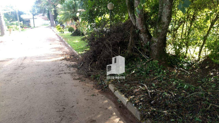 Terreno à Venda, 740 m² em Pinheiros Tênis Village - Cotia
