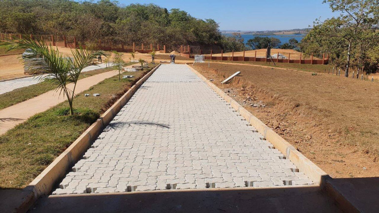 Imagem Terreno à Venda, 500 m² em Anápolis Imagem Terreno à Venda, 500 m² em Anápolis