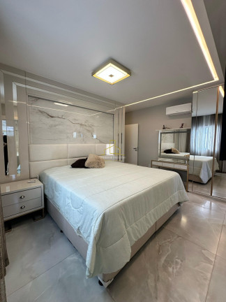 Imagem Casa com 4 Quartos à Venda, 450 m² em Boulevard Lagoa - Serra