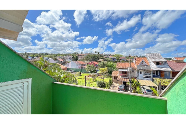 Imagem Casa com 3 Quartos à Venda, 273 m² em Cavalhada - Porto Alegre Imagem Casa com 3 Quartos à Venda, 273 m² em Cavalhada - Porto Alegre