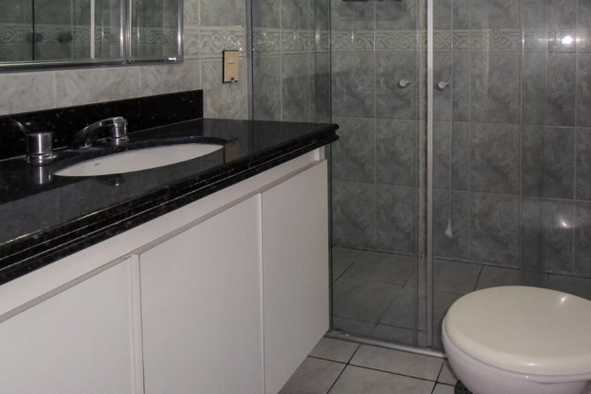 Imagem Apartamento com 3 Quartos à Venda, 129 m² em Pitangueiras - Guarujá