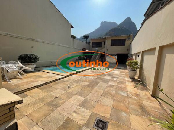 Imagem Casa com 4 Quartos à Venda, 400 m² em Barra Da Tijuca - Rio De Janeiro Imagem Casa com 4 Quartos à Venda, 400 m² em Barra Da Tijuca - Rio De Janeiro