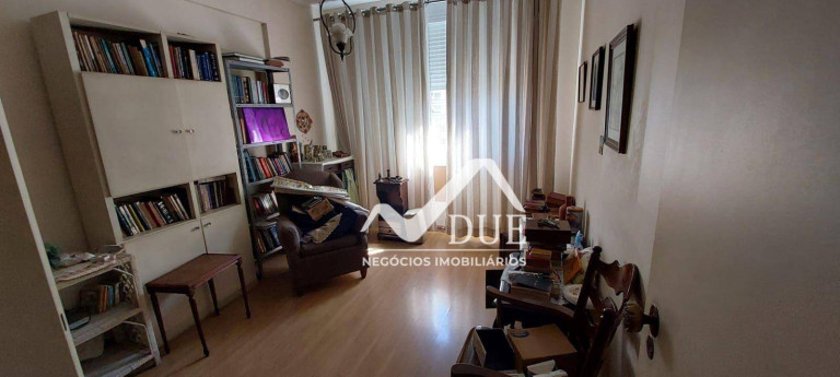 Imagem Apartamento com 3 Quartos à Venda, 228 m² em Gonzaga - Santos Imagem Apartamento com 3 Quartos à Venda, 228 m² em Gonzaga - Santos