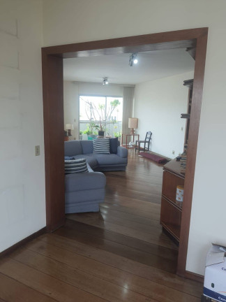 Apartamento com 4 Quartos à Venda, 210 m² em Moema - São Paulo