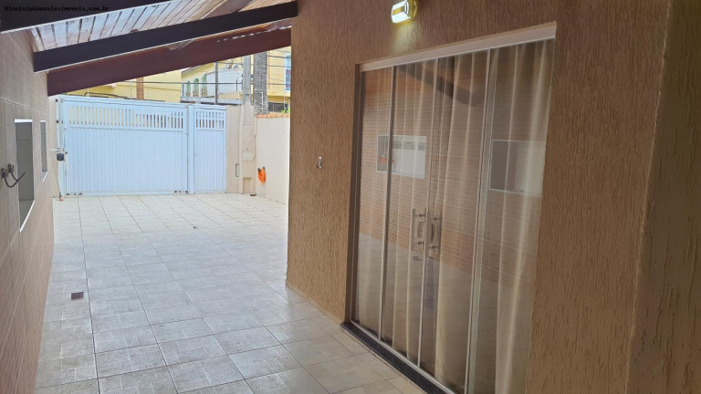 Imagem Casa com 2 Quartos à Venda, 139 m² em Centro - Peruíbe