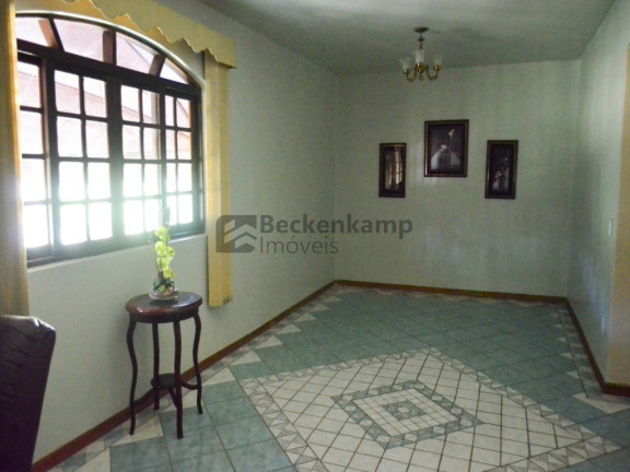 Imagem Casa com 10 Quartos à Venda, em Varjão - Piraí Imagem Casa com 10 Quartos à Venda, em Varjão - Piraí