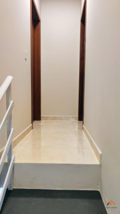 Imagem Casa com 3 Quartos à Venda, 132 m²