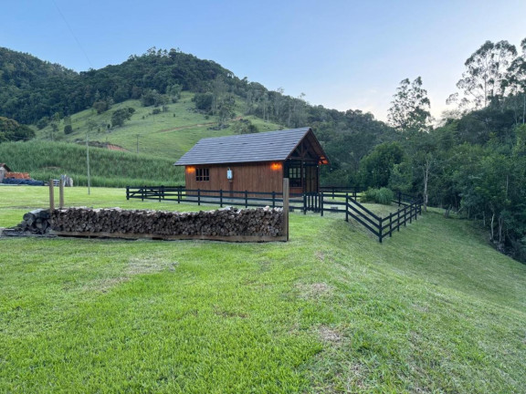 Imagem Imóvel com 2 Quartos à Venda, 100 m² em Vargem Do Cedro - São Martinho