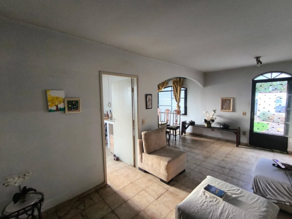 Imagem Casa com 4 Quartos à Venda, 197 m² em Parque Acalanto - Goiania Imagem Casa com 4 Quartos à Venda, 197 m² em Parque Acalanto - Goiania