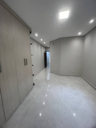 Imagem Casa com 3 Quartos à Venda, 210 m² em Parque Das Nações - Santo André Imagem Casa com 3 Quartos à Venda, 210 m² em Parque Das Nações - Santo André