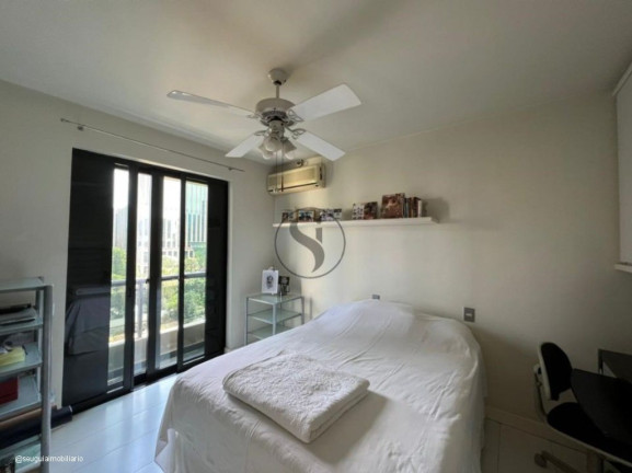 Imagem Apartamento com 3 Quartos à Venda, 220 m² em Itaim Bibi - São Paulo