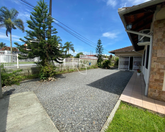 Imagem Casa com 5 Quartos à Venda, 196 m² em Anita Garibaldi - Joinville