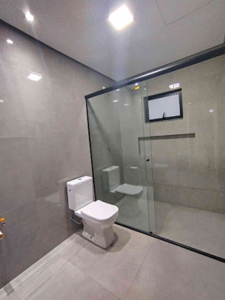 Imagem Sobrado com 3 Quartos à Venda, 168 m² em Lagoa - Irati Imagem Sobrado com 3 Quartos à Venda, 168 m² em Lagoa - Irati
