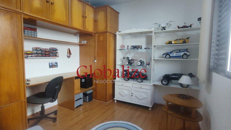 Imagem Imóvel com 3 Quartos à Venda, 139 m² em Encruzilhada - Santos Imagem Imóvel com 3 Quartos à Venda, 139 m² em Encruzilhada - Santos