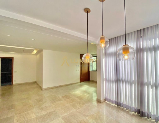Imagem Imóvel com 4 Quartos à Venda, 180 m² em Funcionários - Belo Horizonte Imagem Imóvel com 4 Quartos à Venda, 180 m² em Funcionários - Belo Horizonte