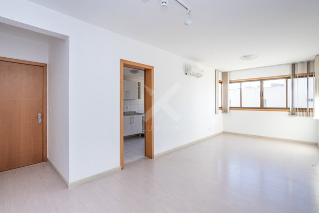 Apartamento com 2 Quartos à Venda, 74 m² em Jardim Botânico - Porto Alegre