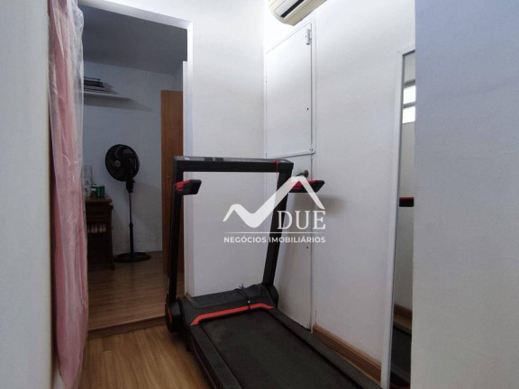 Imagem Casa com 3 Quartos à Venda, 168 m² em Boqueirão - Santos Imagem Casa com 3 Quartos à Venda, 168 m² em Boqueirão - Santos