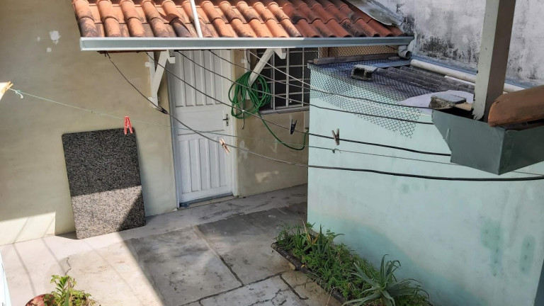 Imagem Casa com 9 Quartos à Venda, 196 m² em Helena Maria - Osasco Imagem Casa com 9 Quartos à Venda, 196 m² em Helena Maria - Osasco