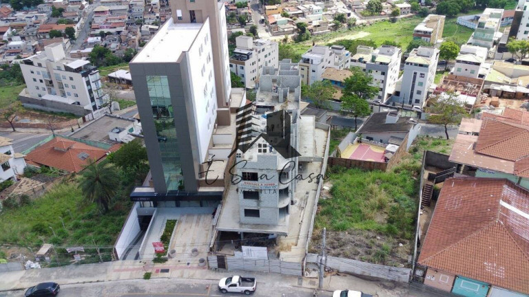 Imagem Apartamento com 3 Quartos à Venda, 106 m² em Cabral - Contagem