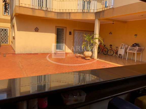 Imagem Imóvel com 4 Quartos à Venda, 335 m² em Jardim Califórnia - Ribeirão Preto Imagem Imóvel com 4 Quartos à Venda, 335 m² em Jardim Califórnia - Ribeirão Preto