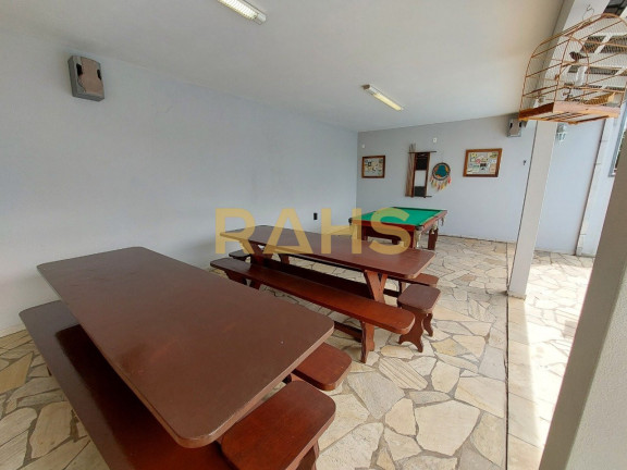 Imagem Casa com 3 Quartos à Venda, 270 m² em Costa E Silva - Joinville