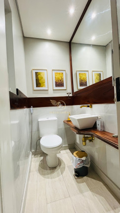 Imagem Casa com 4 Quartos à Venda, 202 m² em Centro - Ubatuba Imagem Casa com 4 Quartos à Venda, 202 m² em Centro - Ubatuba