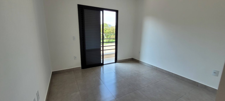 Imagem Casa com 3 Quartos à Venda, 124 m² em Jardim Do Lago - Atibaia Imagem Casa com 3 Quartos à Venda, 124 m² em Jardim Do Lago - Atibaia
