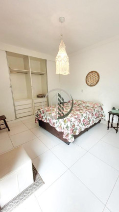 Imagem Casa com 3 Quartos à Venda, 247 m² em Enseada - Guarujá