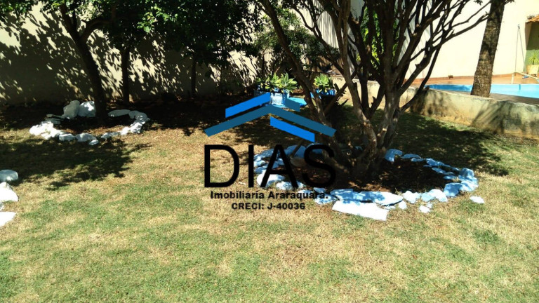Imagem Casa com 3 Quartos à Venda, 160 m² em Jardim Roberto Selmi Dei - Araraquara Imagem Casa com 3 Quartos à Venda, 160 m² em Jardim Roberto Selmi Dei - Araraquara