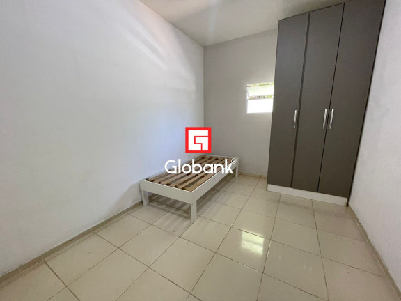 Imagem Apartamento com 2 Quartos para Alugar, 70 m² em Monte Carmelo - Montes Claros