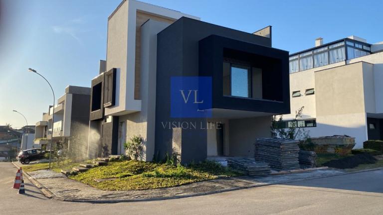 Imagem Casa com 3 Quartos à Venda, 193 m² em Santa Cândida - Curitiba