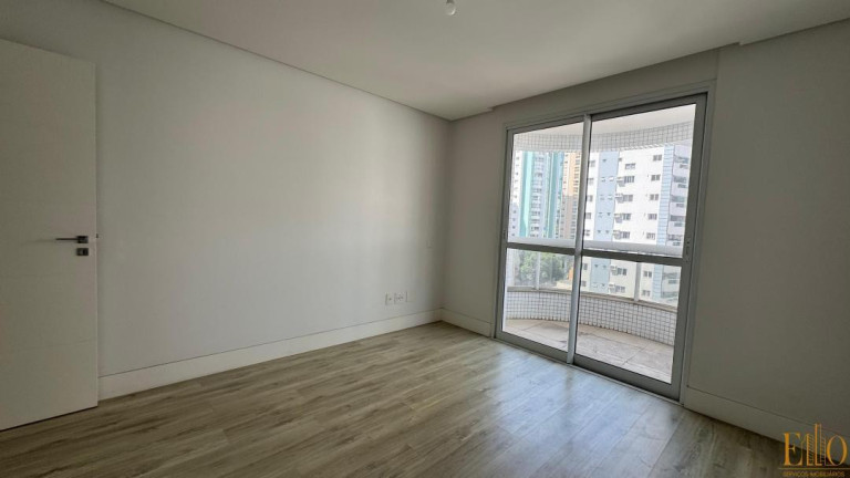 Imagem Apartamento com 3 Quartos à Venda, 135 m² em Centro - Balneário Camboriú