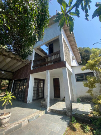 Casa com 3 Quartos à Venda, 1.000 m² em Bambuí - Maricá