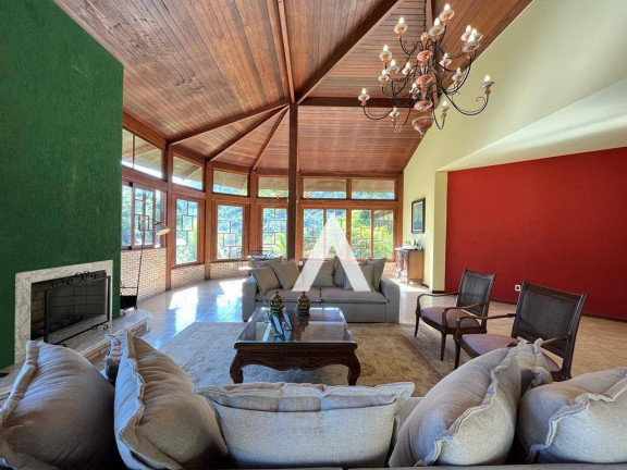 Imagem Casa com 4 Quartos à Venda ou Locação, 700 m² em Albuquerque - Teresópolis Imagem Casa com 4 Quartos à Venda ou Locação, 700 m² em Albuquerque - Teresópolis