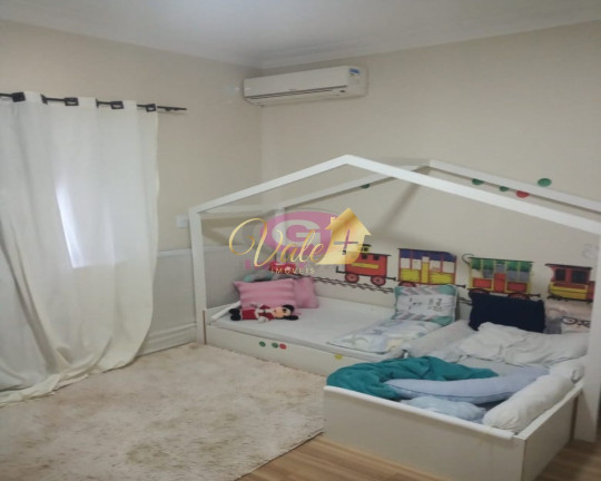 Imagem Casa com 3 Quartos à Venda, 210 m² em Condomínio Residencial Fogaça - Jacareí Imagem Casa com 3 Quartos à Venda, 210 m² em Condomínio Residencial Fogaça - Jacareí