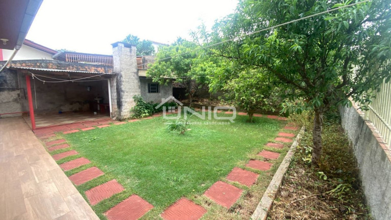 Imagem Casa com 3 Quartos à Venda, 100 m² em Pinheirinho - Pato Branco Imagem Casa com 3 Quartos à Venda, 100 m² em Pinheirinho - Pato Branco