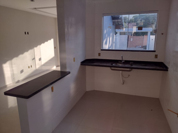 Imagem Casa com 3 Quartos à Venda, 100 m² em Praia De Itaipuaçu (itaipuaçu) - Maricá Imagem Casa com 3 Quartos à Venda, 100 m² em Praia De Itaipuaçu (itaipuaçu) - Maricá