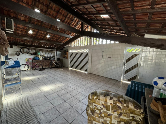 Imagem Casa com 3 Quartos à Venda, 111 m² em Maracanã - Praia Grande