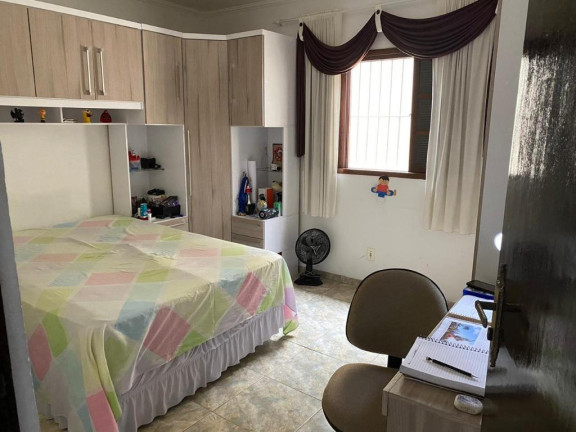 Imagem Sobrado com 3 Quartos à Venda, 197 m² em Vila Monteiro - Poá