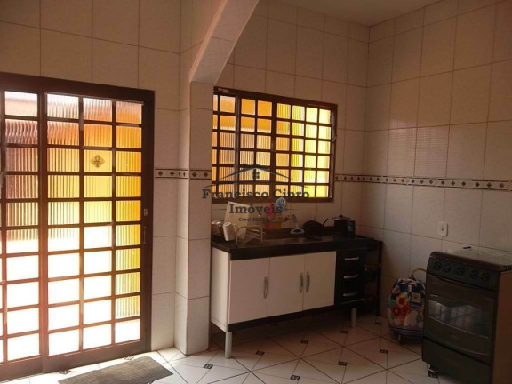 Imagem Casa com 2 Quartos à Venda, 300 m² em Vila Nunes - Lorena Imagem Casa com 2 Quartos à Venda, 300 m² em Vila Nunes - Lorena
