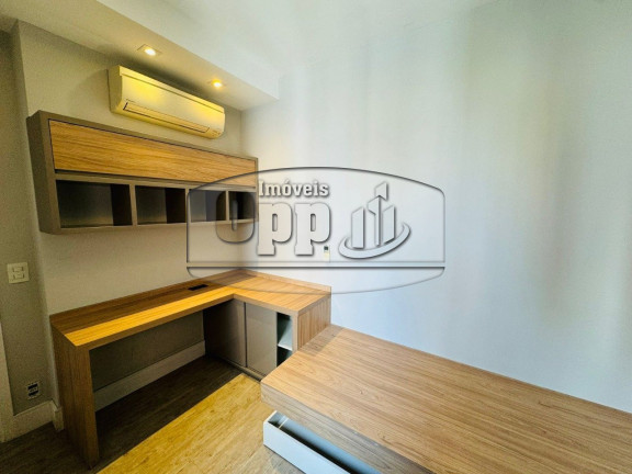 Imagem Apartamento com 3 Quartos à Venda, em Aclimação - São Paulo Imagem Apartamento com 3 Quartos à Venda, em Aclimação - São Paulo