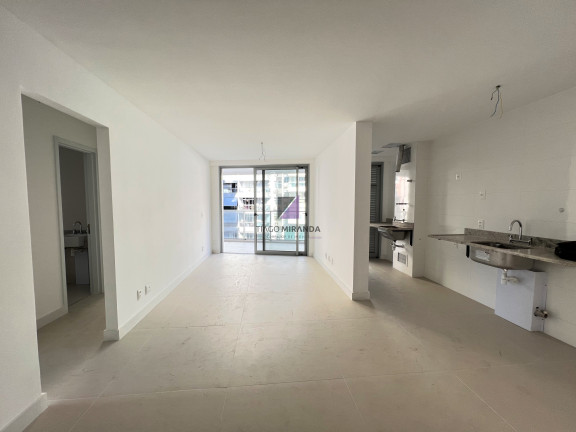Imagem Imóvel com 3 Quartos à Venda, 102 m² em Botafogo - Rio De Janeiro Imagem Imóvel com 3 Quartos à Venda, 102 m² em Botafogo - Rio De Janeiro