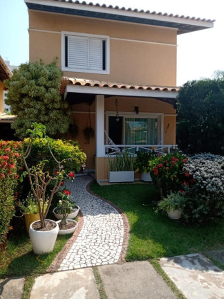 Imagem Casa com 4 Quartos à Venda, 117 m² em Centro - Lauro De Freitas Imagem Casa com 4 Quartos à Venda, 117 m² em Centro - Lauro De Freitas