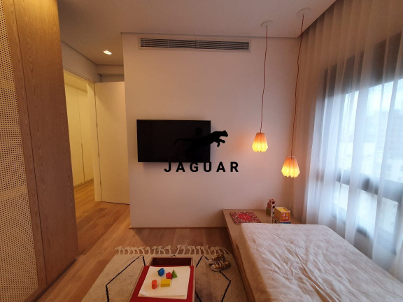 Imagem Imóvel com 3 Quartos à Venda, 255 m² em Vila Nova Conceição - São Paulo